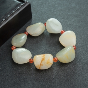 籽料俏色和田玉随形单圈手串