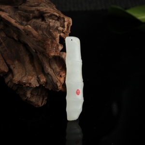 籽料和田白玉节节高升吊坠