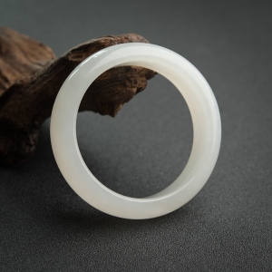 54mm山料和田白玉扁镯