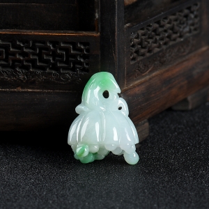 糯种飘翠翡翠多子多福吊坠