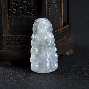 糯种俏色翡翠观音吊坠