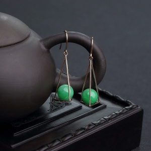 18K金镶糯种翠色翡翠圆珠耳坠