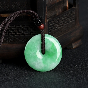 豆种飘翠翡翠平安扣吊坠