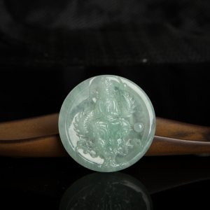 糯种翡翠观音吊坠