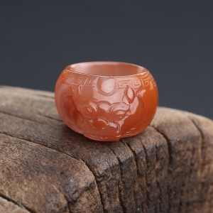 冰飘料南红貔貅戒指