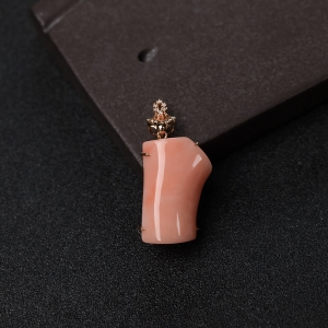 18K金镶钻MISU粉红珊瑚吊坠