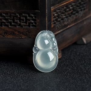 糯冰种浅绿翡翠福禄吊坠
