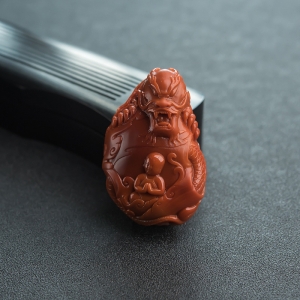 红白料南红龙吊坠