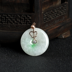 925银豆种飘翠翡翠平安扣吊坠