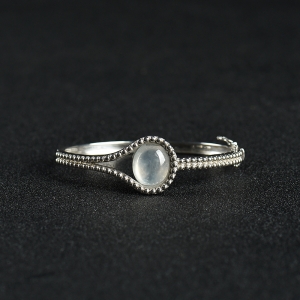 52mm925银糯冰种无色翡翠手镯