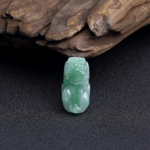 糯种飘翠翡翠貔貅吊坠