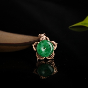 18k豆种飘翠翡翠平安扣吊坠