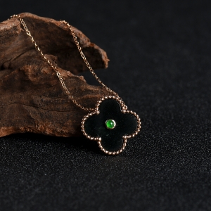 18k糯种墨翠四叶草吊坠