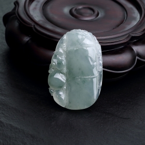 糯冰种飘花翡翠竹节吊坠