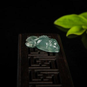 糯冰种飘花翡翠金玉满堂吊坠