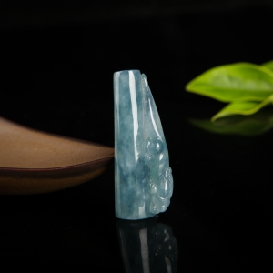 糯冰种飘花翡翠貔貅吊坠