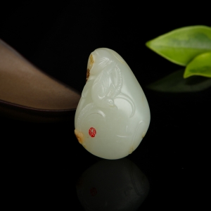 籽料和田青白玉喜事连连吊坠