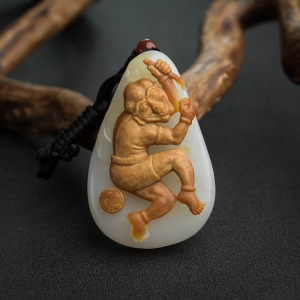 山料俏色和田玉金榜题名吊坠