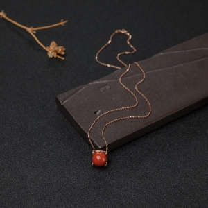 18K金镶沙丁朱红珊瑚锁骨链