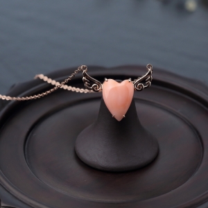 18K金镶深水粉红珊瑚锁骨链