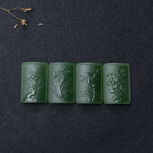 山料和田碧玉梅兰竹菊吊坠（四件）