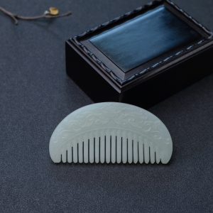 山料和田白玉梳子