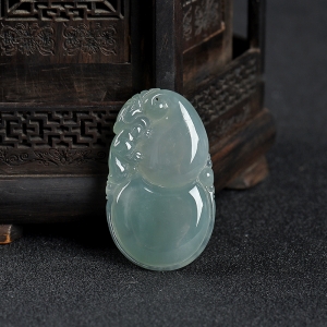 糯冰种灰绿翡翠福禄寿吊坠