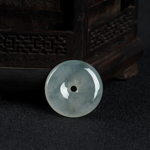 糯冰种飘花翡翠平安扣吊坠
