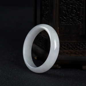 51.5mm糯种飘翠翡翠手镯