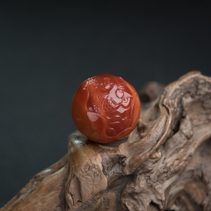 27mm俏色南红连年有余圆珠