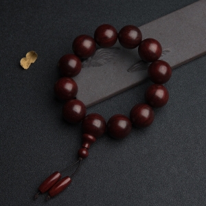 20.5mm满星鸡血红小叶紫檀手串