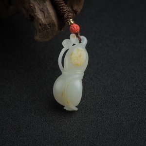 籽料和田青白玉葫芦吊坠