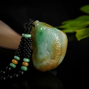 糯种俏色翡翠金玉满堂吊坠