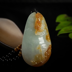 糯种俏色翡翠松柏延年吊坠