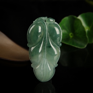 糯种飘花翡翠金枝玉叶吊坠