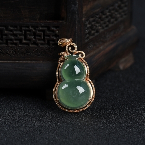 18k糯冰种飘花翡翠福禄吊坠