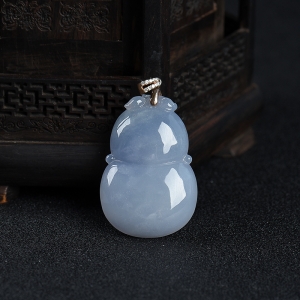 糯种浅紫翡翠福禄吊坠