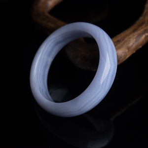 59.5mm蓝玉髓扁镯
