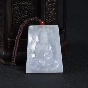 糯种浅紫色翡翠观音吊坠