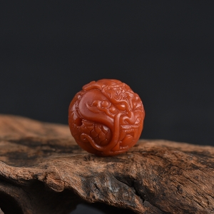 柿子红南红龙珠吊坠