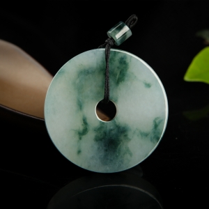 糯种飘花翡翠平安扣吊坠