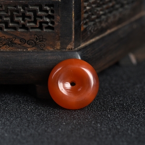 樱桃红南红平安扣吊坠