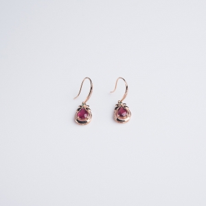 18K金镶钻玫红碧玺耳坠