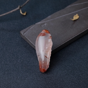 冰飘料南红连年有余吊坠