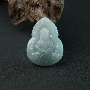 糯种飘翠翡翠大日如来吊坠