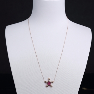 18K金镶钻玫红碧玺锁骨链