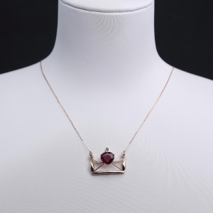 18K金镶钻玫红碧玺锁骨链