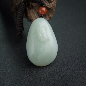 山料和田白玉观音吊坠