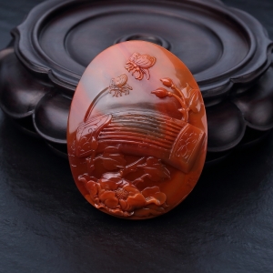 冻料南红琴瑟和音吊坠