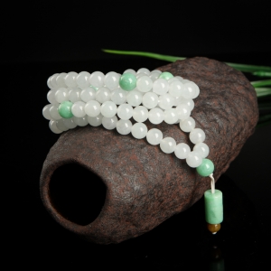 糯种白色翡翠圆珠项链